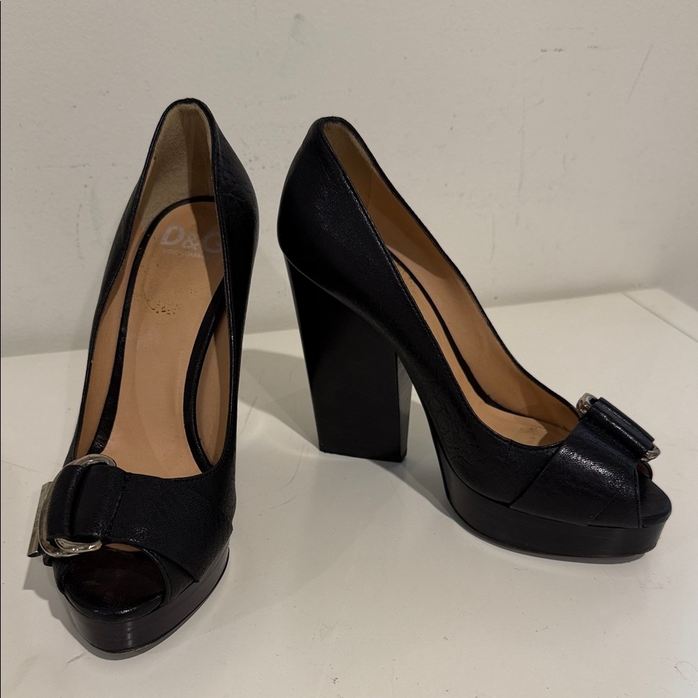 D & G Spuntata Montone Lucido Black Size 36